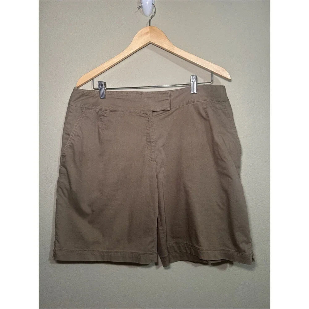 Nike Fit-Dry Golf Shorts Women 16 Brown Performance Chino 9” Inseam